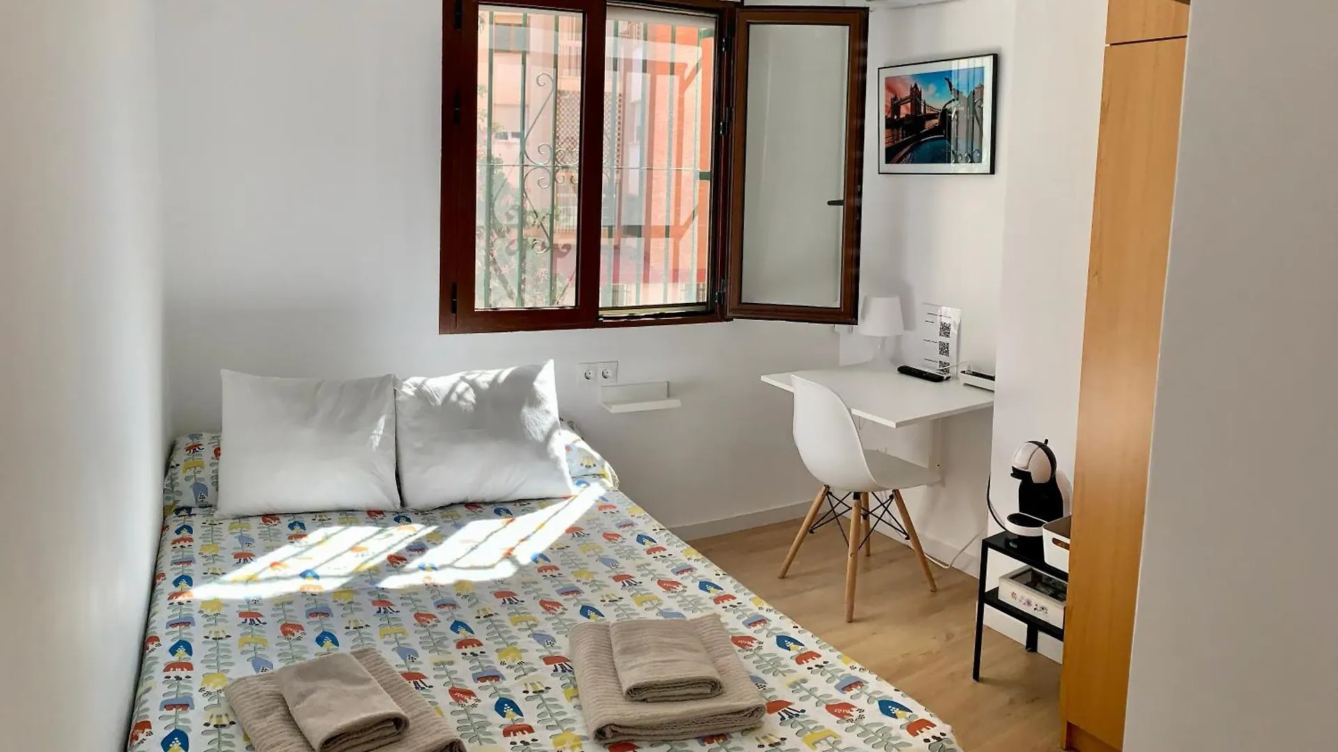 Habitacion Gonzalez Málaga 0*,  Spagna